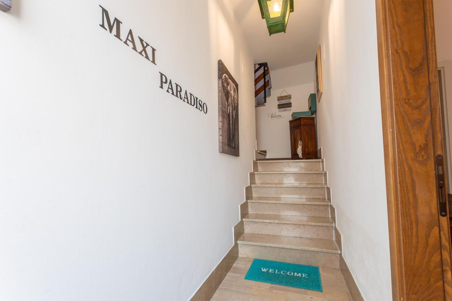 Maxi Paradiso - Guest House A Due Passi Dal Lago Trasimeno Torricella  Экстерьер фото