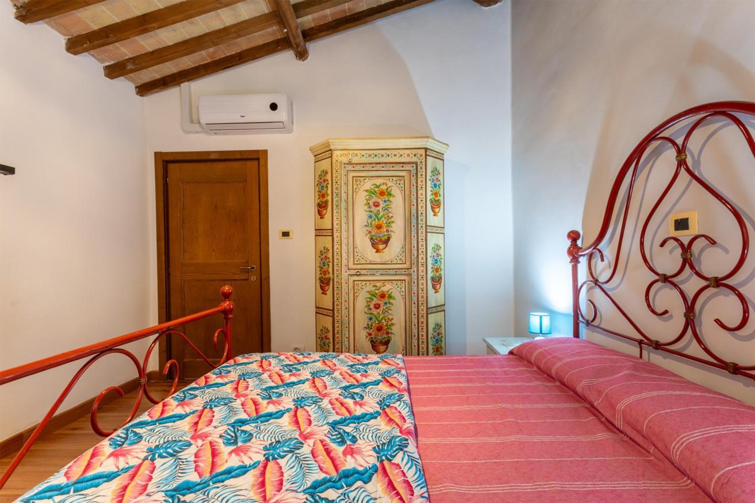 Maxi Paradiso - Guest House A Due Passi Dal Lago Trasimeno Torricella  Экстерьер фото