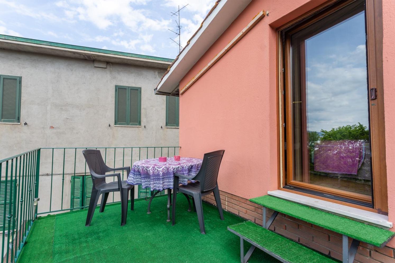 Maxi Paradiso - Guest House A Due Passi Dal Lago Trasimeno Torricella  Экстерьер фото